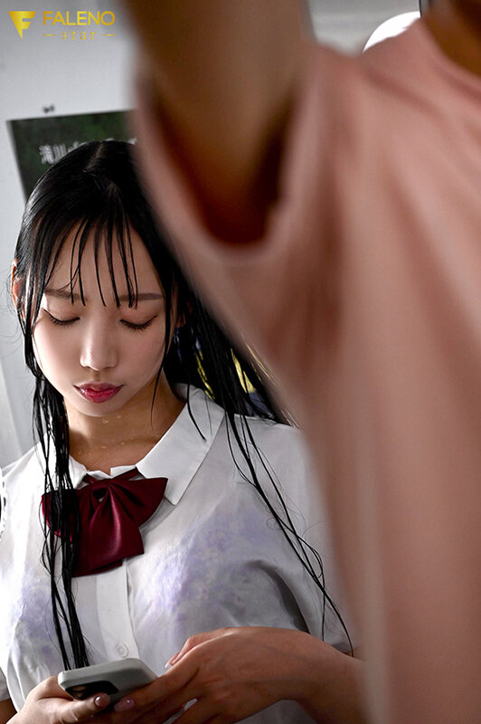 『高画質』 突然のゲリラ豪雨で…透けパイをこってり弄られてしまう全身び...