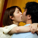 『高画質』 イクときは絶対にキス 女子アナみたいにカワイイスレンダー美少女はじめてのナマ中出し 倉本すみれ ＜動画＞