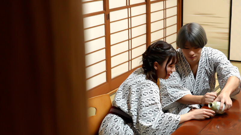 『高画質』 イチャラブしか勝たん！！職場に内緒で付き合ってる2人が今日...