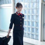 『高画質』 スレンダーな新人CAが巨漢クレーマーに犯●れ、心壊れ、肉オナホと化した後に… マ●コが極太ペニスに馴染んできてあり得ないほどイキまくった。 白上咲花 ＜動画＞