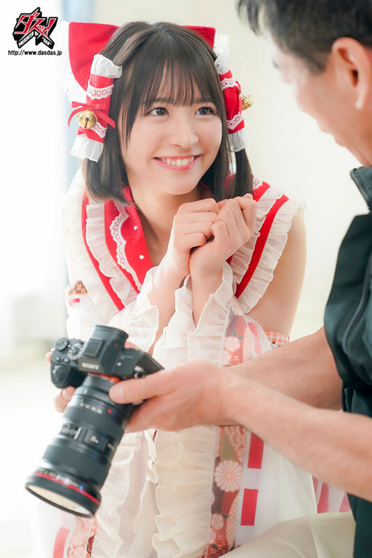 『高画質』 痛カメコに小悪魔誘惑でガチ恋どぴゅ沼につき落とす痴女コスプ...