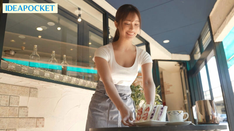 『高画質』 バイト先で傷心中の巨乳可愛い子に優しくしたらヤレちゃった話...