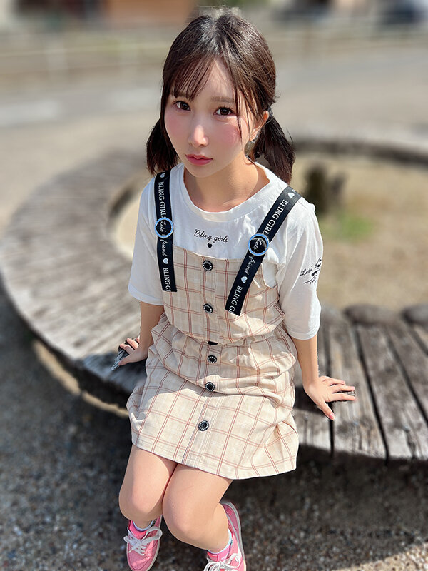 『高画質』 おじさんといっしょ。ママと喧嘩した家出○女が変態おやじの脈...