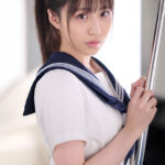 『高画質』 この女子学生、純粋そうに見えて中年教師に恋し、痴●師（他人）にも即沼る。 新木希空 ＜動画＞