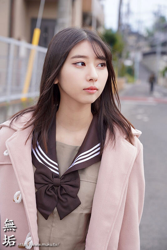 『高画質』 妄想だけで濡れるカラダ… 緊縛を望む美少女 調教志願マゾヒ...