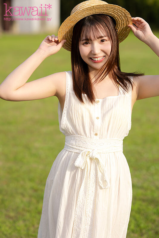 『高画質』 笑顔、超絶フレッシュ！可愛く眩しくよく笑う素人少女を、みい...