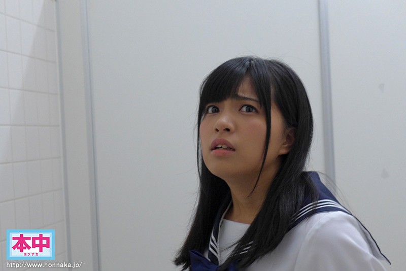 『高画質』 逃げても逃げても四つん這いバックで犯●れる中出しレ×プ 根...