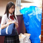 『高画質』 隣人キモオヤジのゴミ部屋にAV騒音の苦情を言ったら…抜かずの種付けプレスで20発中出しされたワタシ…。 泉ももか ＜動画＞