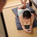 『高画質』 義父と私の、制服が要らなくなった家 南沢海香 ＜動画＞