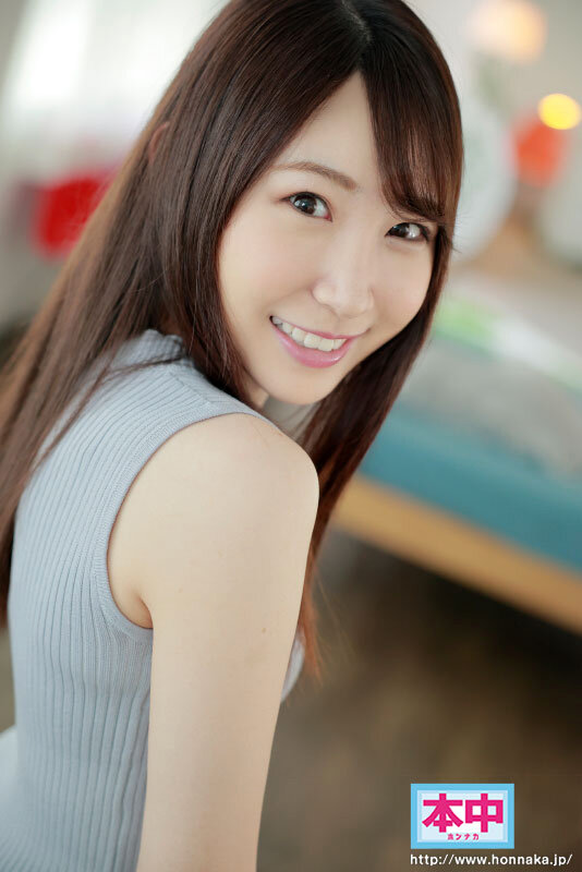 『高画質』 解禁 にこやかスレンダーお姉さん アナウンサーになる前には...