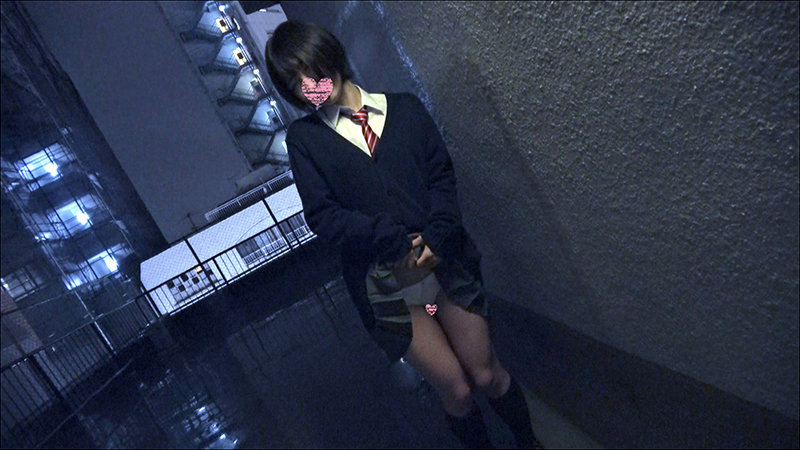 『高画質』 「お父さんより皆さん年上なんですね…」人見知りで生真面目な...