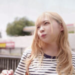 『高画質』 大好きな彼女の声とはつゆ知らず、大嫌いな隣人の部屋から聞こえる喘ぎ声に勃起してしまった 一条みお ＜動画＞