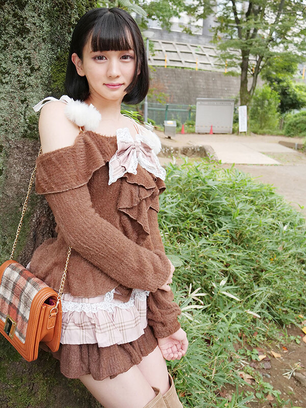 『高画質』 ダントツ可愛い男の娘DEBUT 素顔はムッツリどMなコスプ...