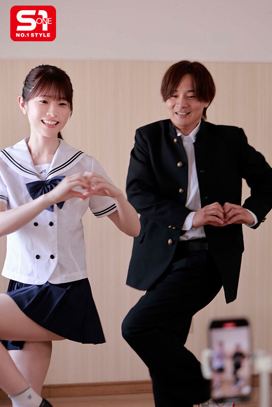 『高画質』 人気学生カップルインフルエンサーがSNSでバズりたくて迷い...