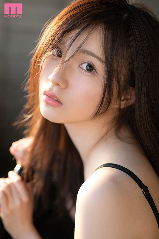 『高画質』 MOODYZでイチバン、透明感の女神。泉ももか1st BE...