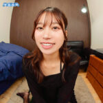 『高画質』 【VR】童貞な僕にできた初めての彼女とエッチをしそうな雰囲気になるも勇気が出なくてもじもじしていたら突然現れた先輩に寝取られたあげく彼女が断れない系ヤリマンだということが発覚して完全に脳が破壊された 前田美波 ＜動画＞