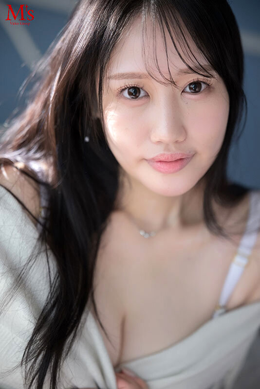 『高画質』 今まで食べたパンの枚数、覚えてますか？伝説のヤリマンAVデ...