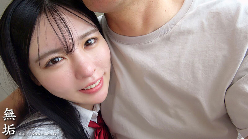 『高画質』 背伸びざかりの制服少女は修学旅行を抜け出してパパ世代おじさ...