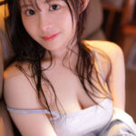 『高画質』 突然の豪雨で小動物みたいな女後輩宅へお泊まり 酔って距離感近くなり可愛すぎる顔と隙だらけの部屋着姿に彼女持ちの俺、我慢の限界… 山田鈴奈 ＜動画＞