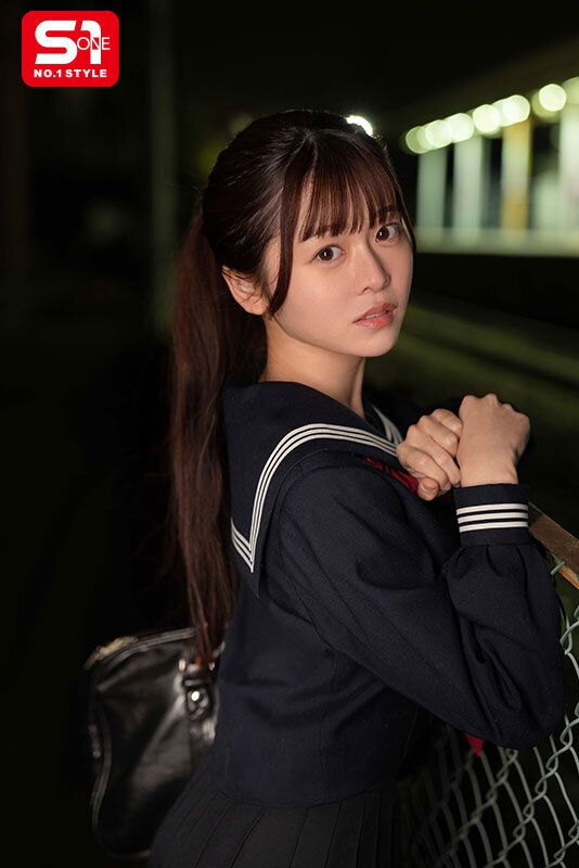 『高画質』 【終電寝過ごしたウブ女生徒と教師が禁断お泊まり】 全身リッ...
