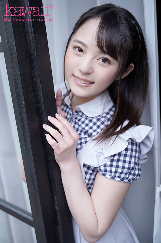 『高画質』 元地下アイドル色白の美少女がオタクにベロベロ舐められ唾液と...