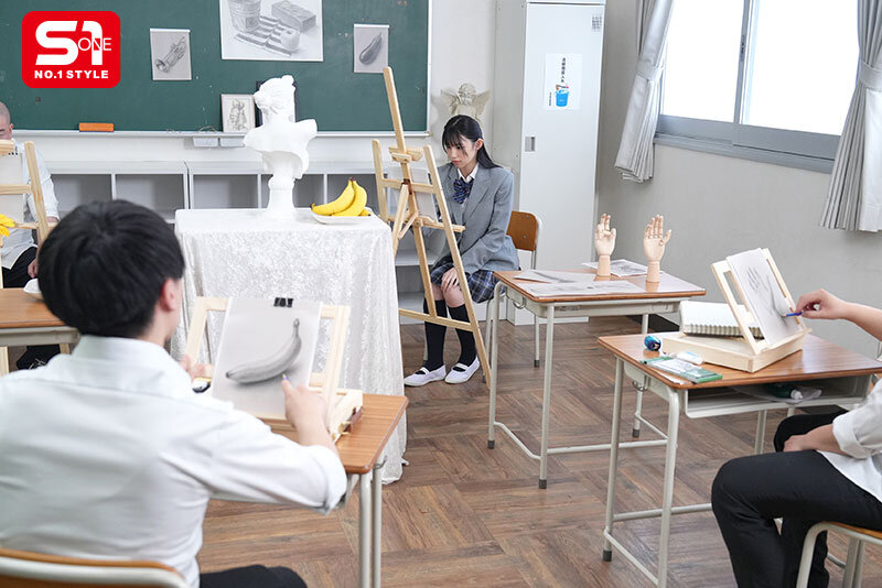 『高画質』 「美術部の早坂さんて、お願いしたらオッパイ見せてくれるって...